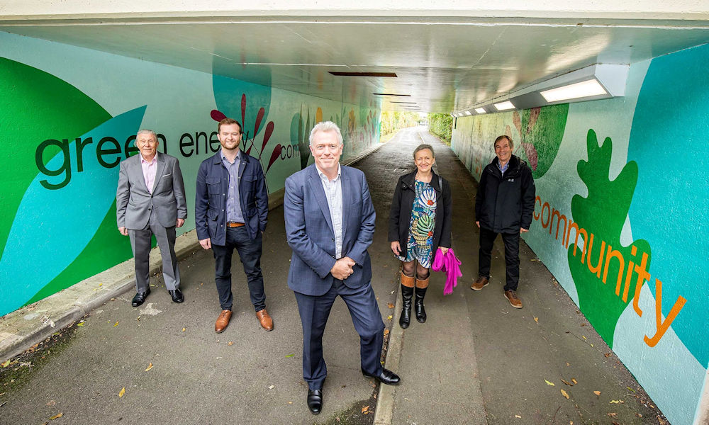 James Sunderland unveils a mural in an underpass under Berkshire Way